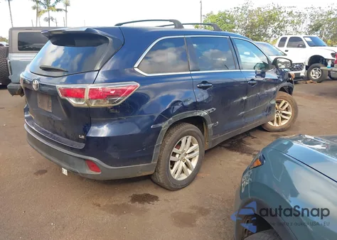 2015 Toyota Highlander Le z USA, uszkodzony, nr VIN 5TDZARFH3FS011313